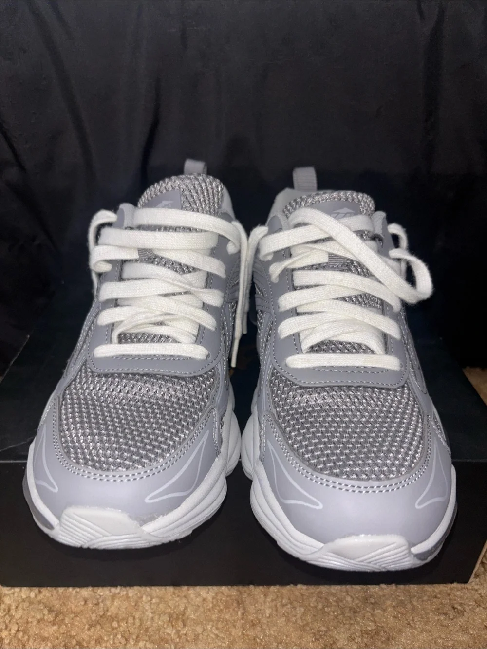 Men’s Avia bubble sneakers